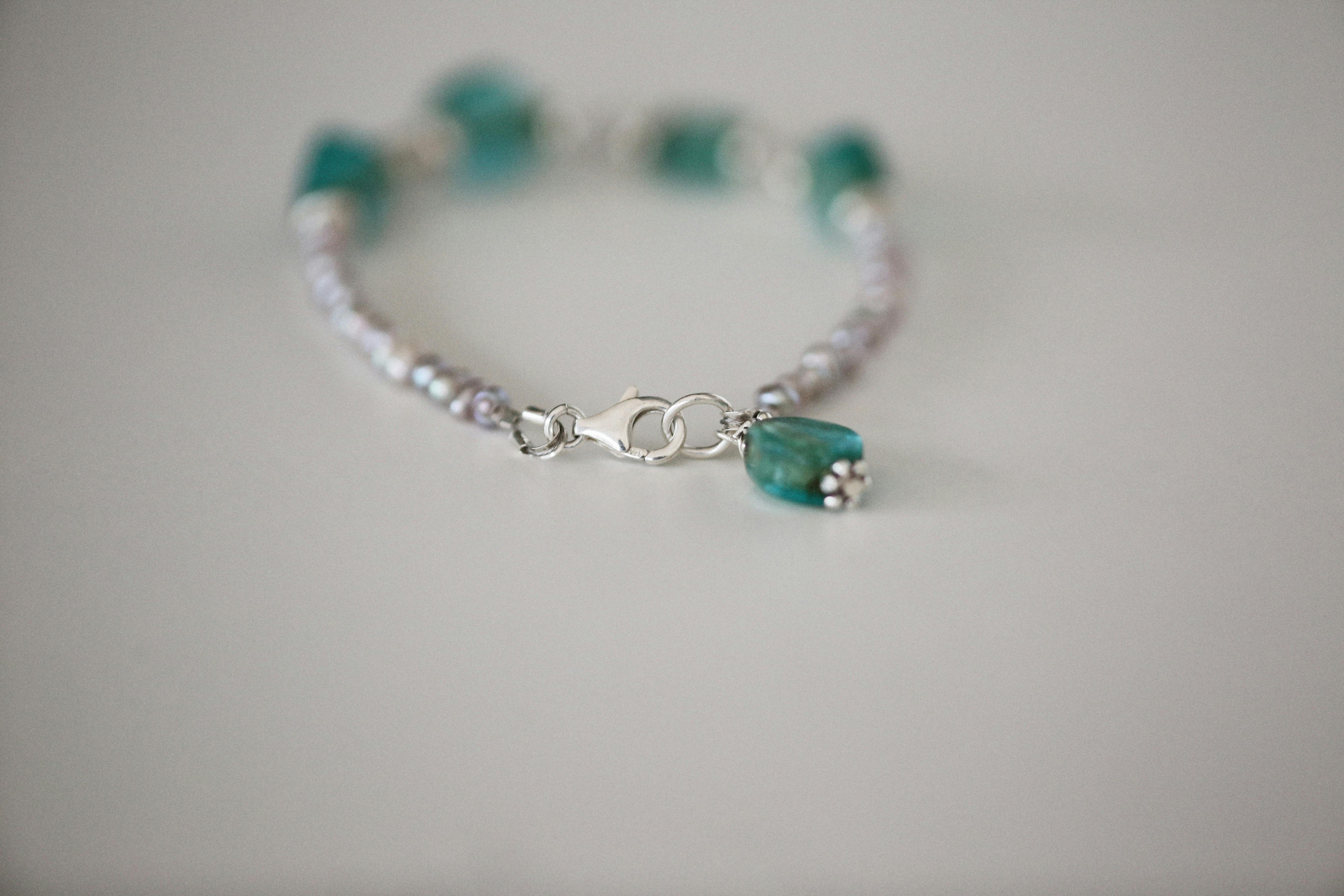 bracelet en pierre de jade